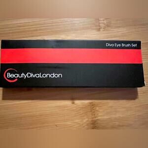 Beauty Diva London Diva Eye Brush set NWT